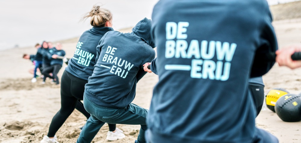 De Brauw-De Brauwerij-stagiairs-touwtrekken