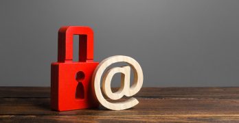 Verschoningsrecht - vertrouwelijke e-mails