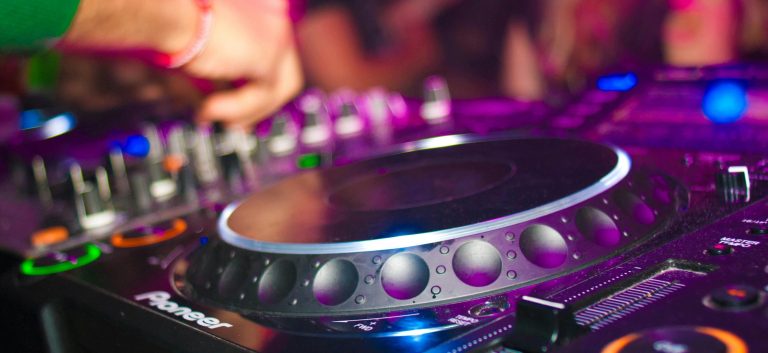 Hof ziet ruimte voor schikking in conflict Tiësto en Greenberg Traurig