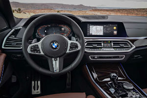 BMW 850 interior