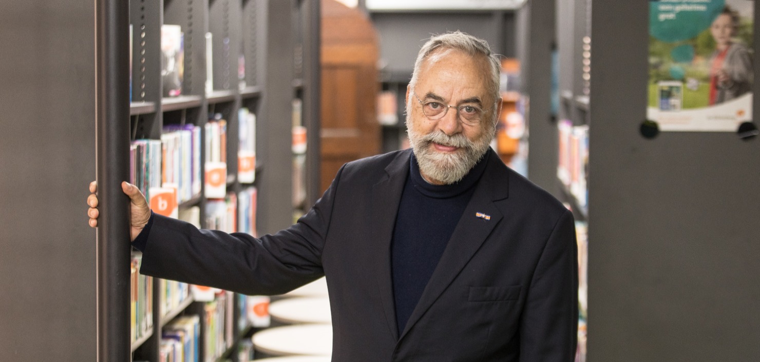 Oscar Hammerstein na veertig jaar gestopt als advocaat Advocatie